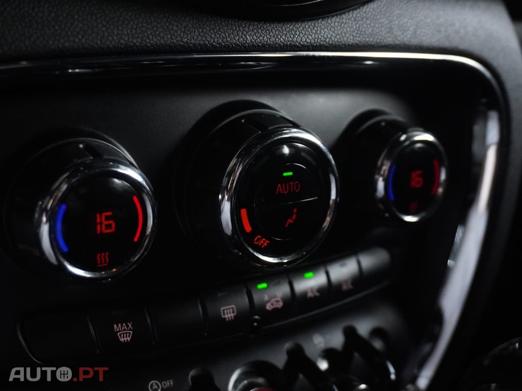 MINI Clubman Cooper D Auto