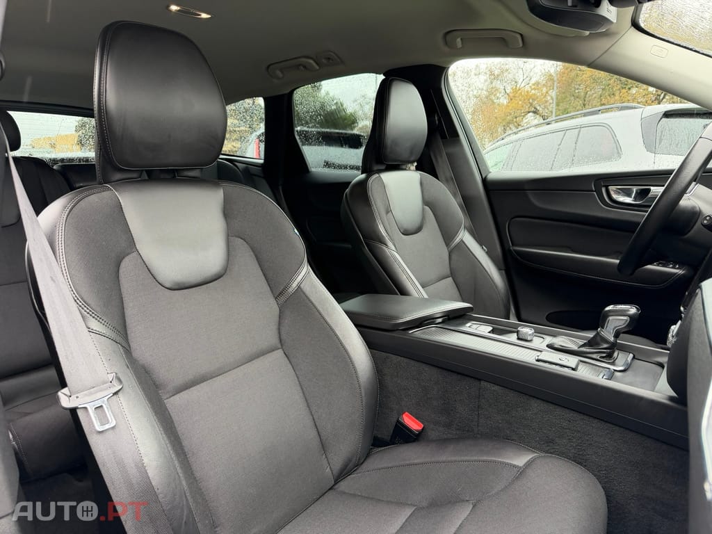 Volvo XC60 2.0 D4 Momentum Geartronic