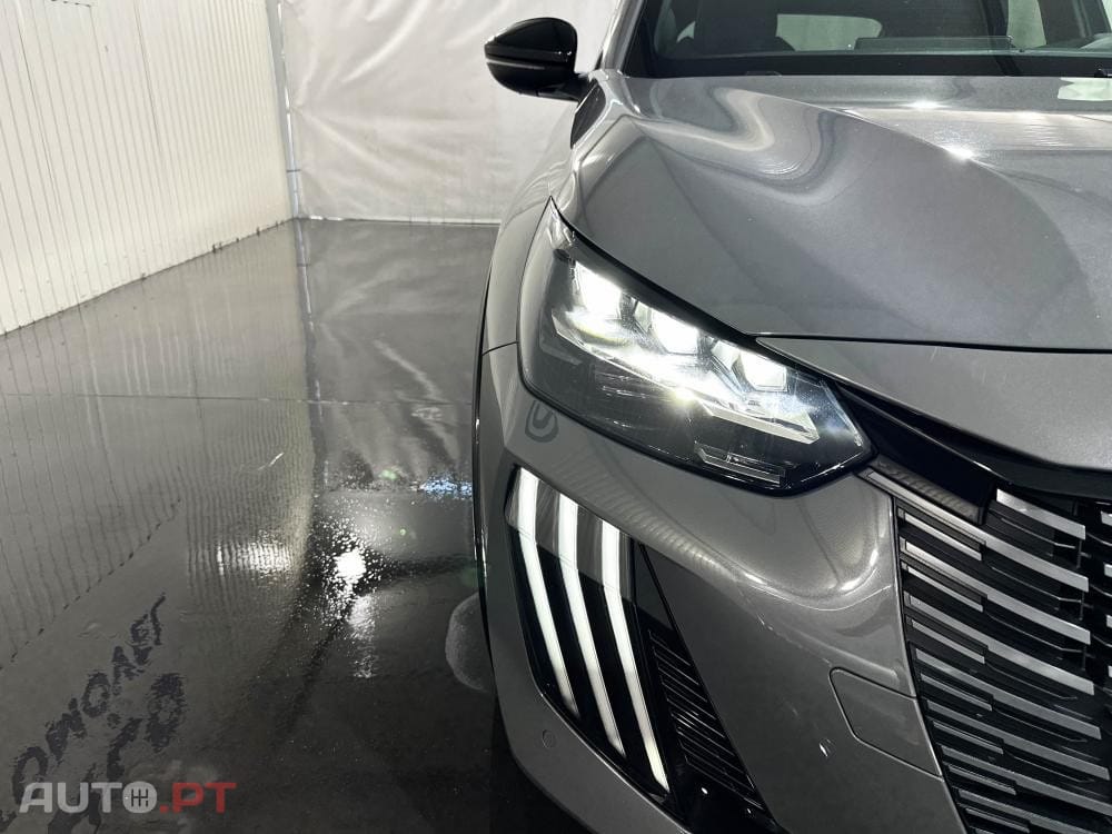 Peugeot E-208 51 kWh GT