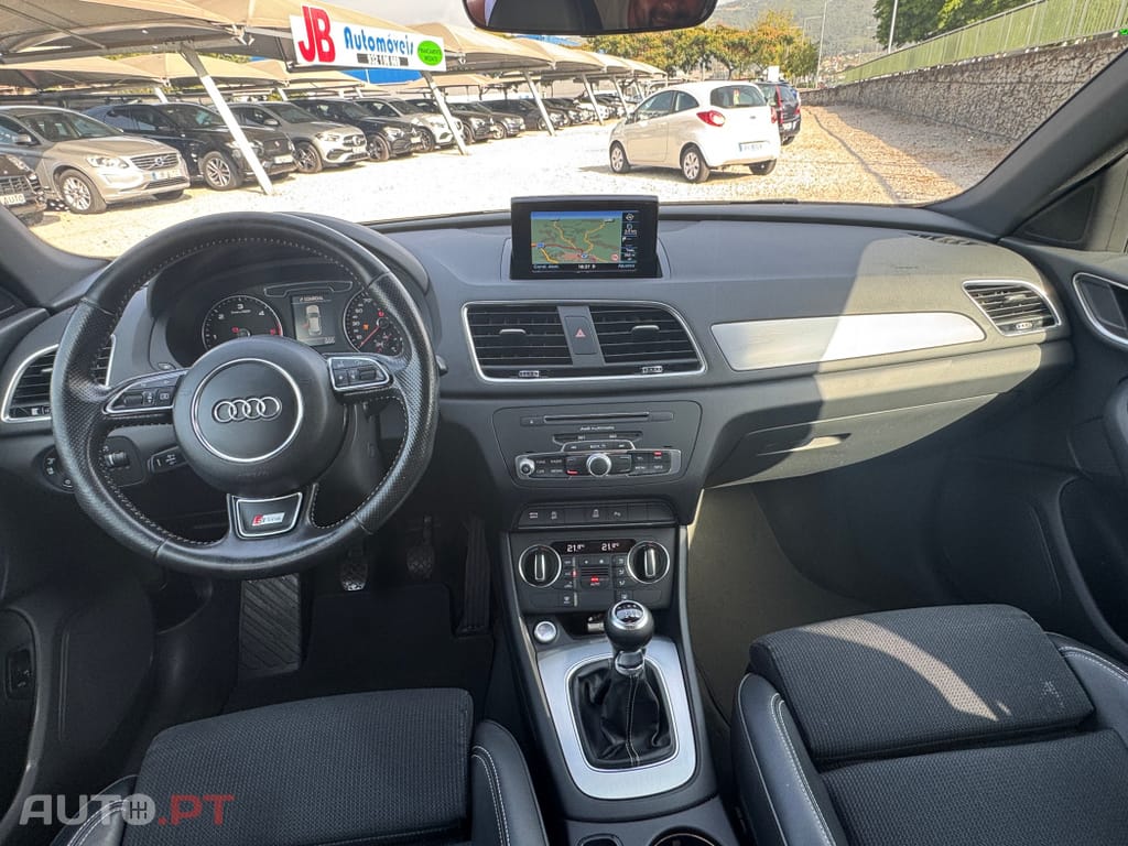 Audi Q3 2.0 TDI S-line