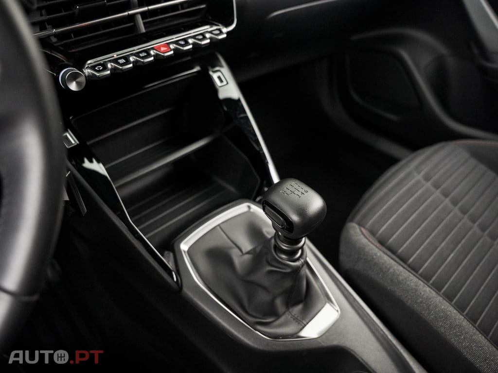 Peugeot 2008 1.2 PureTech Active Pack