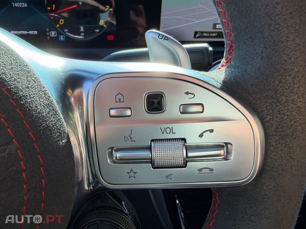 Mercedes-Benz A 35 AMG 4Matic Speedshift DCT 7G