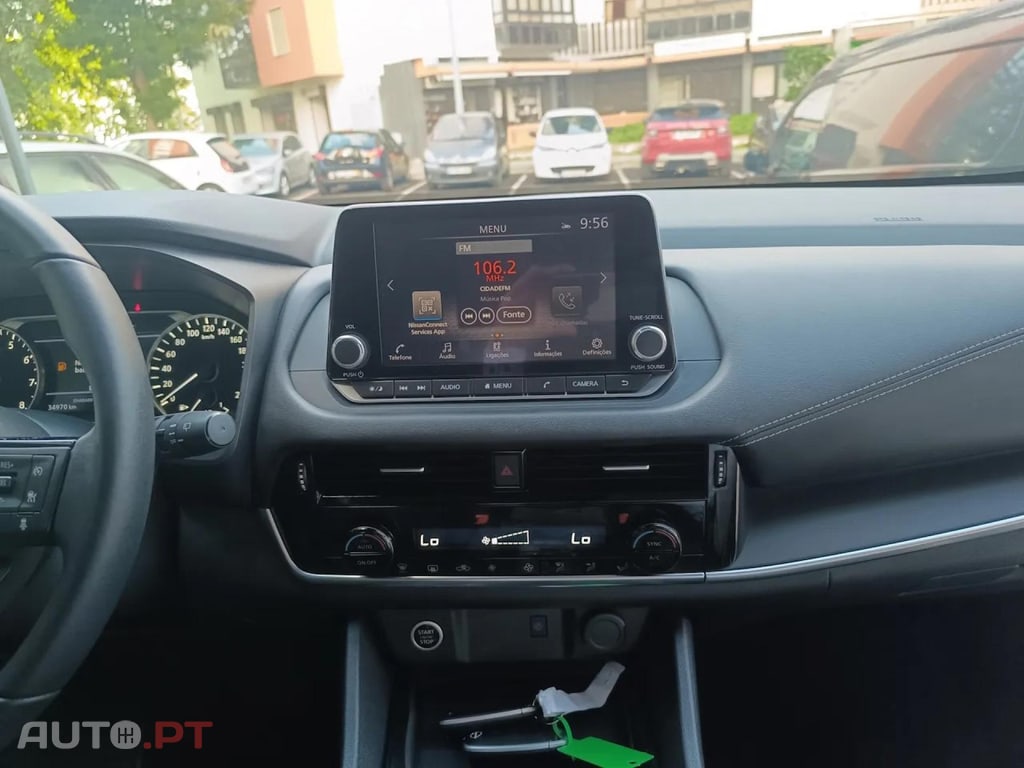 Nissan Qashqai 1.3 DIG-T N-Connecta LED Xtronic