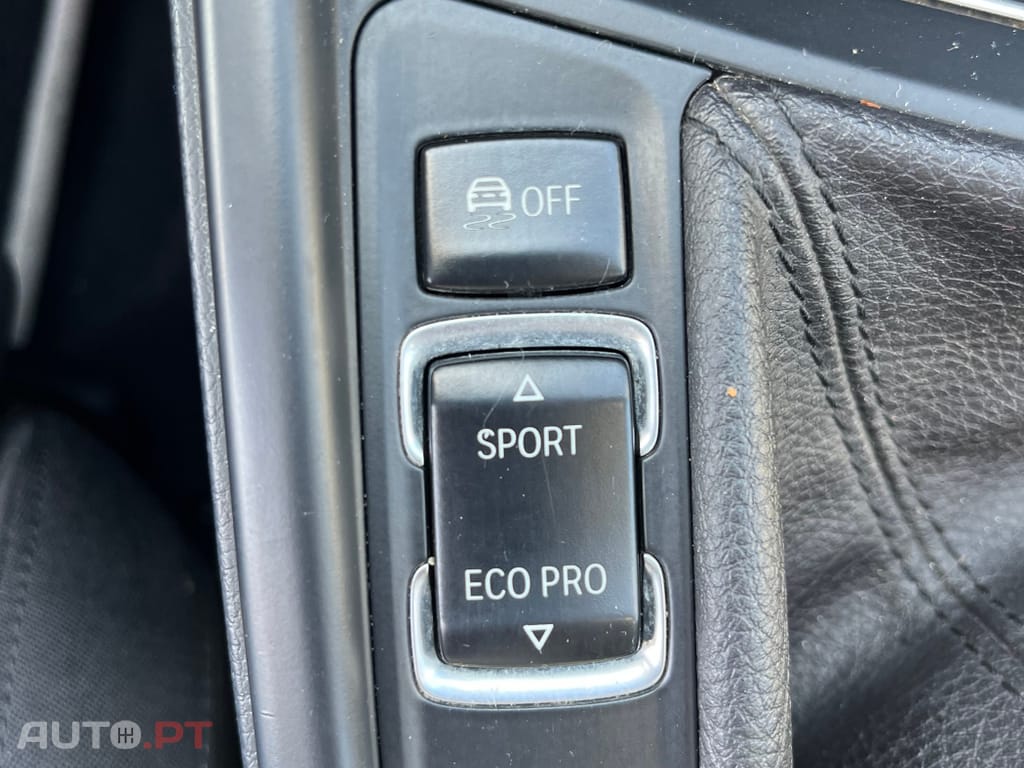 BMW 318 d Touring Sport Line