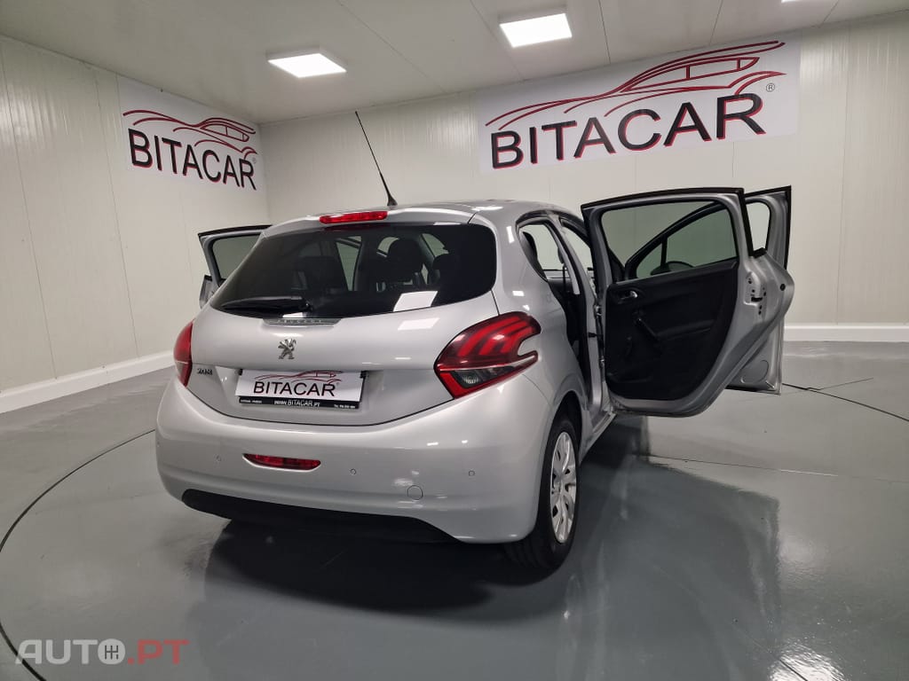 Peugeot 208 1.6 BlueHDi Active
