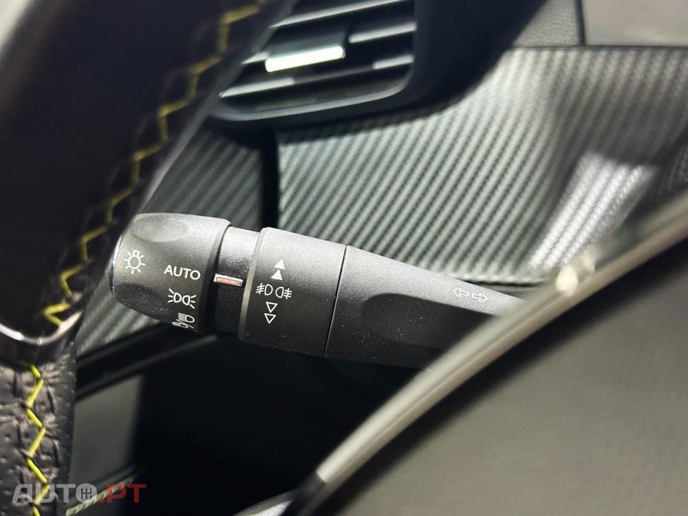 Peugeot E-2008 50 kWh GT Pack