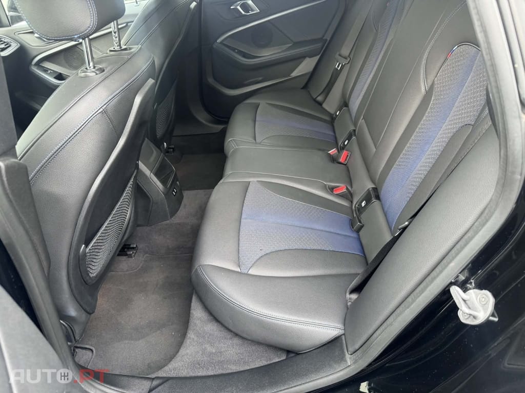 BMW 216 d Pack Desportivo M