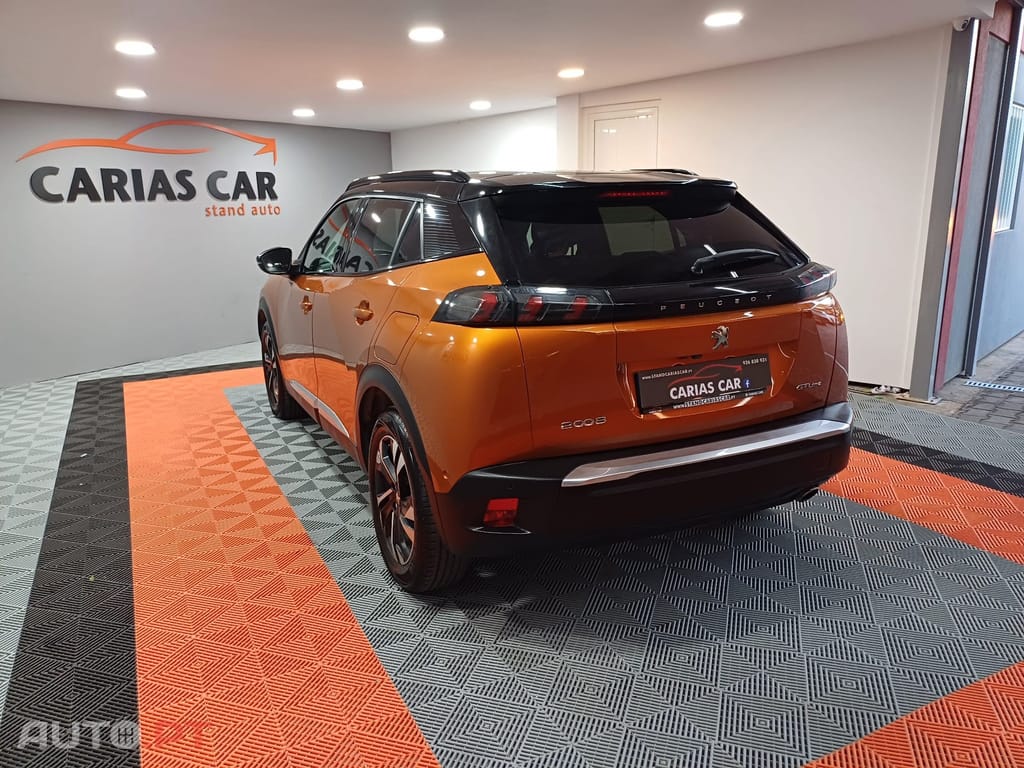 Peugeot 2008 1.5 BlueHDi GT Line EAT8