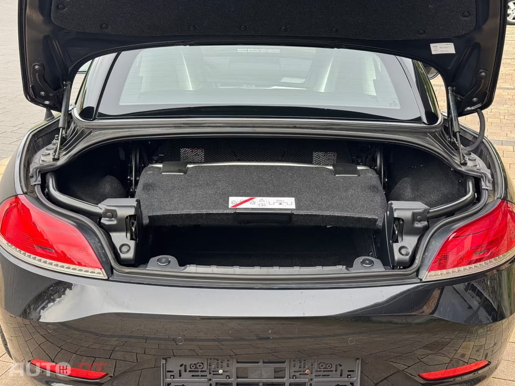 BMW Z4 20 i Roadster