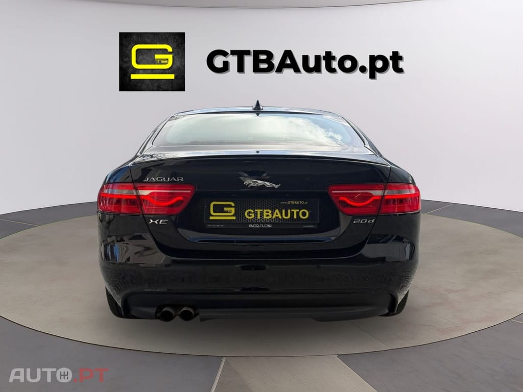Jaguar XE 2.0 D Prestige