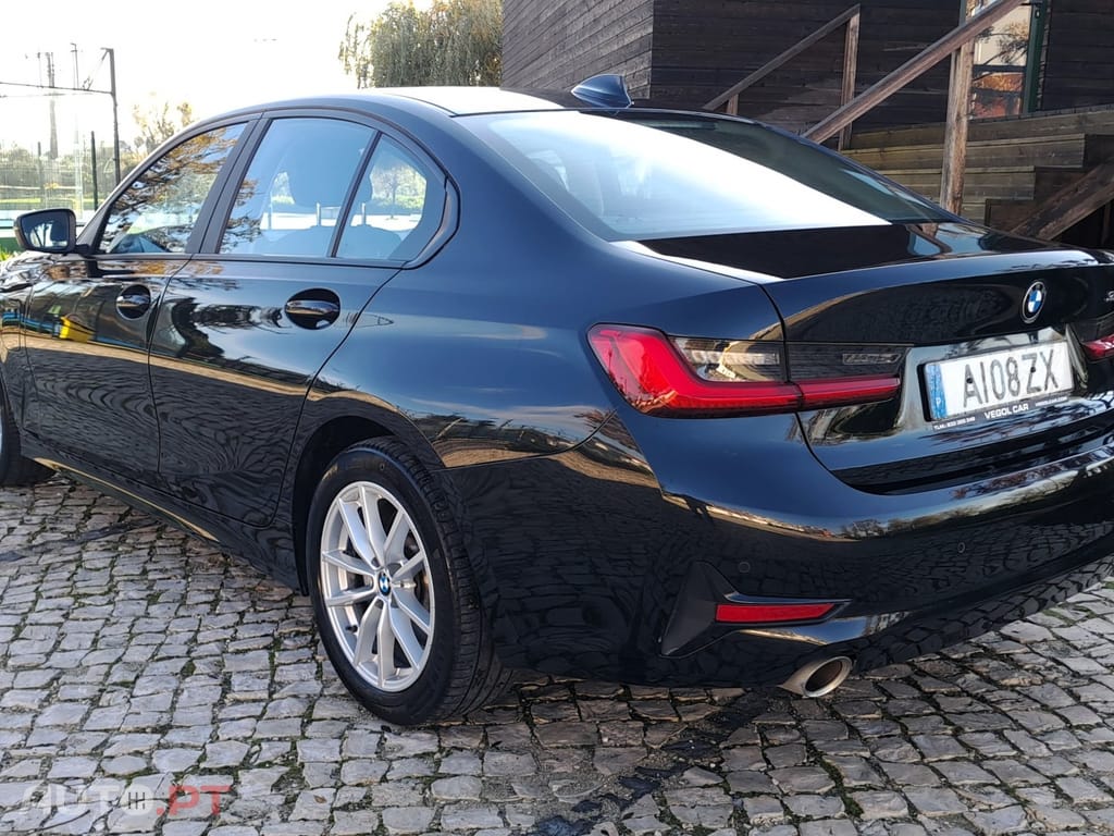 BMW 330 330 e AUTO