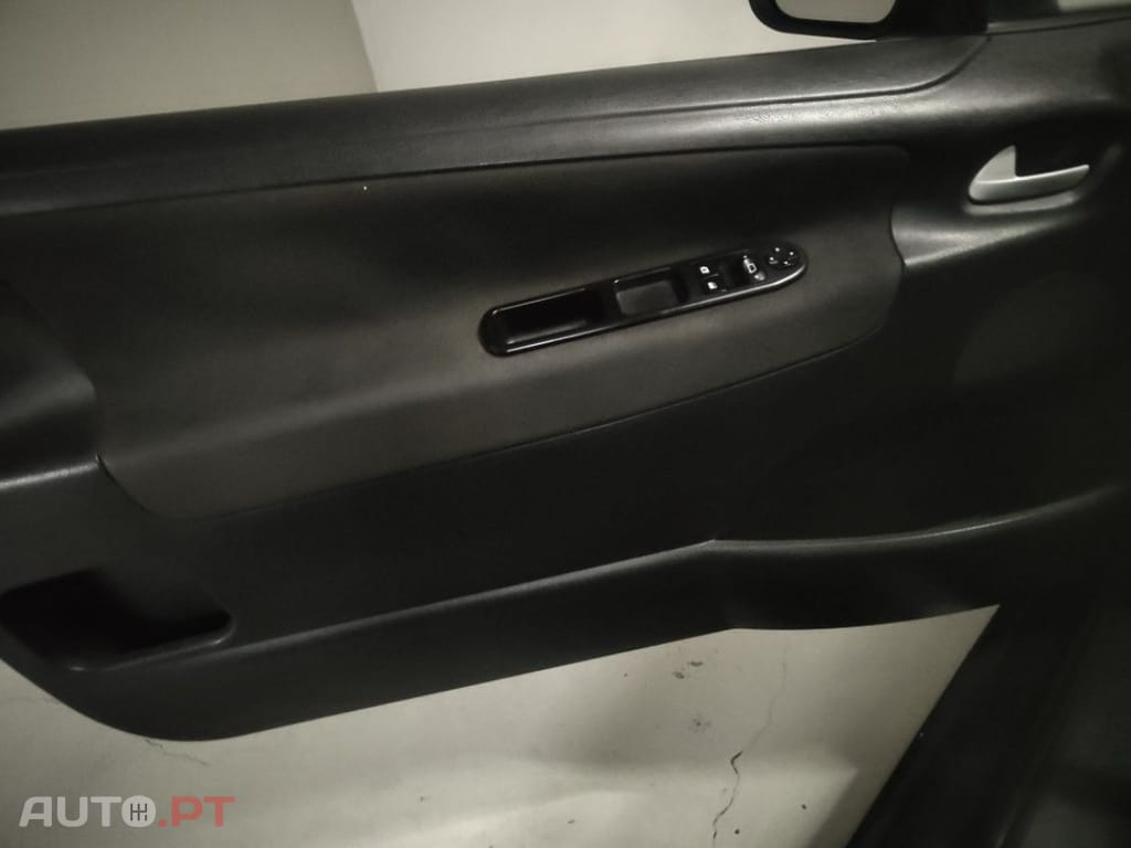 Peugeot 207 1.4 hdi