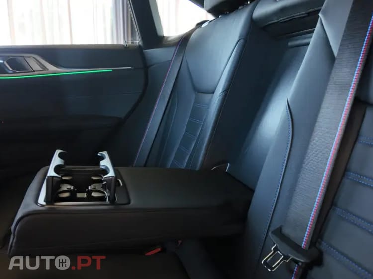 BMW i4 M50 Pack Desportivo M Pro