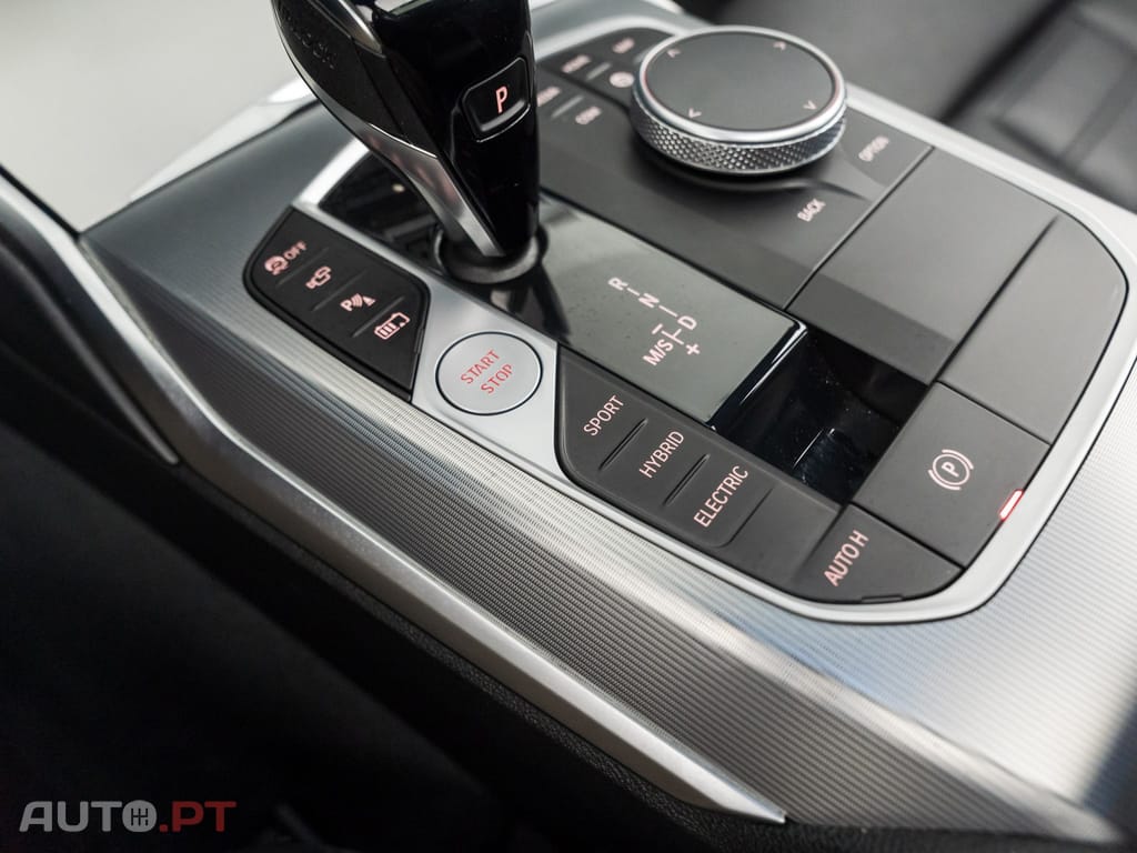 BMW 320 e Line Sport Auto