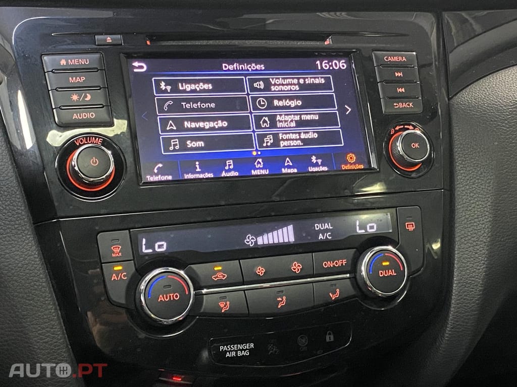 Nissan Qashqai 1.3 DIG-T N-CONNECTA