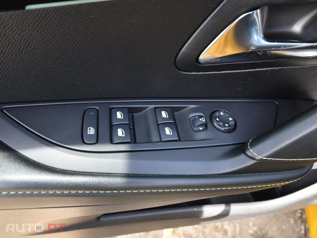 Peugeot E-208 50 kWh GT Line