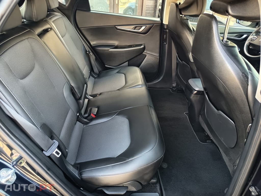 Kia EV6 77.4 kWh Earth