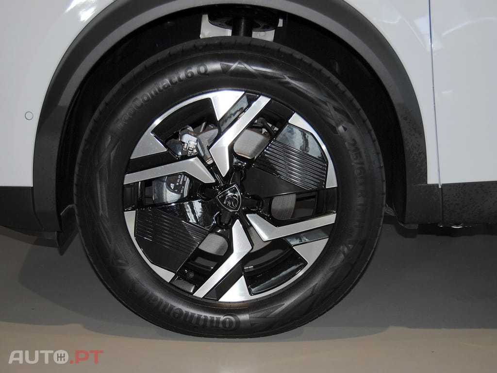 Peugeot E-2008 50 kWh Allure Pack
