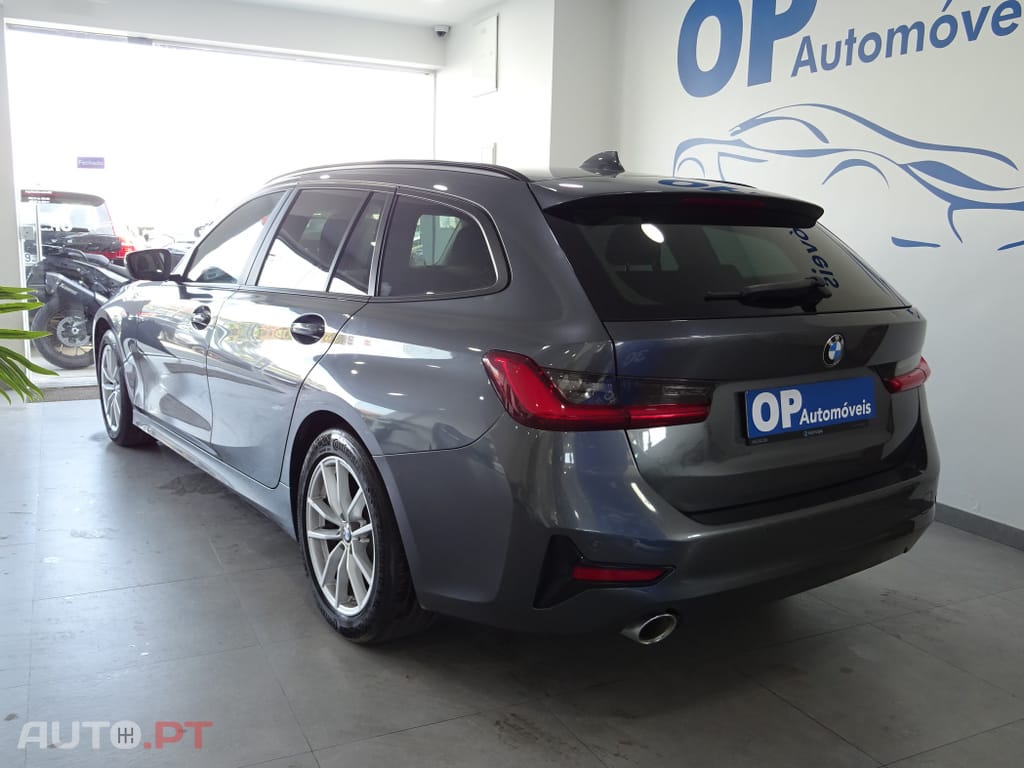 BMW 320 d Touring Advantage Auto