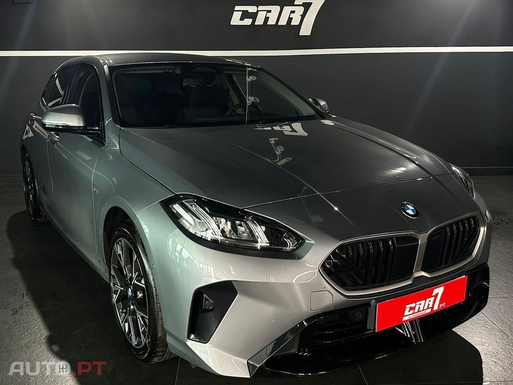 BMW 116 d Pack Desportivo M Auto