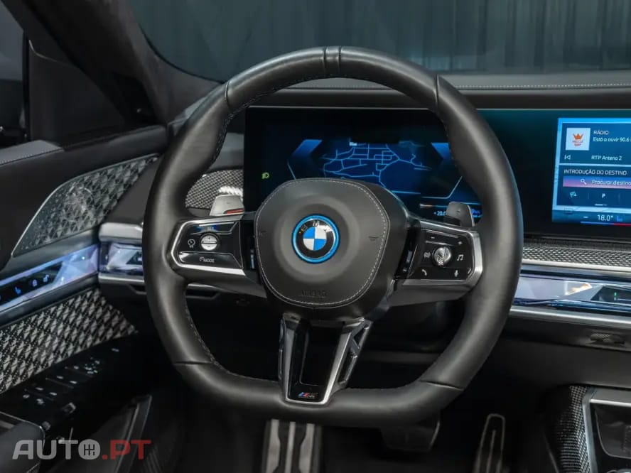 BMW 750 750e xDrive Pack Desportivo M