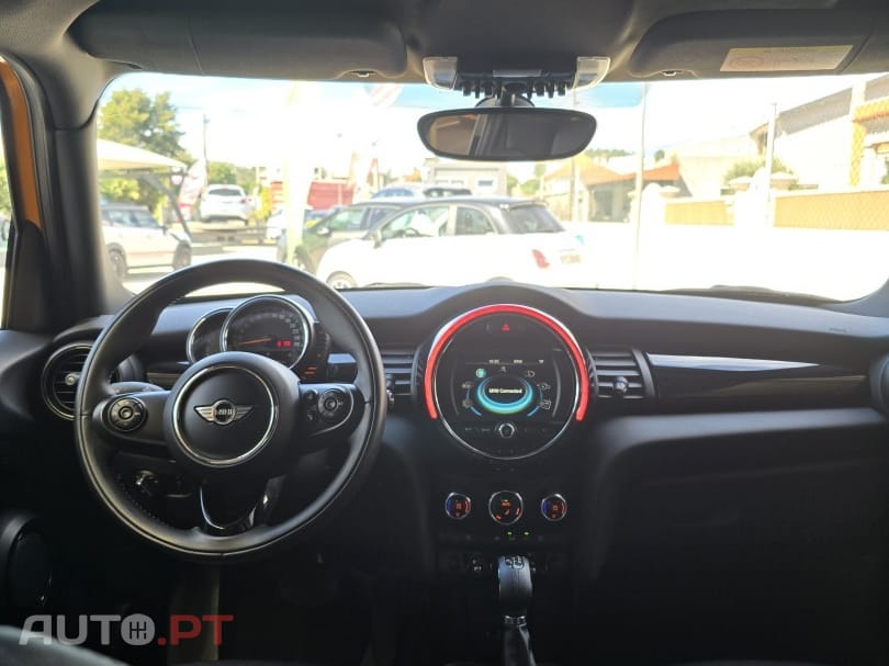 MINI Cooper Cooper D Auto