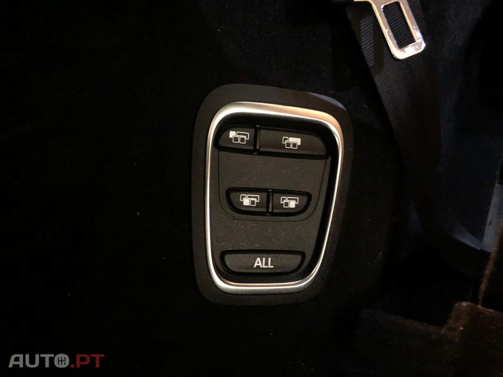 Renault Grand Scénic 1.7 Blue dCi Bose Edition EDC