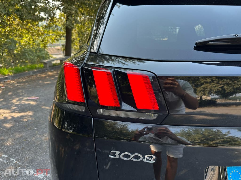 Peugeot 3008 1.6 BlueHDi Style EAT6