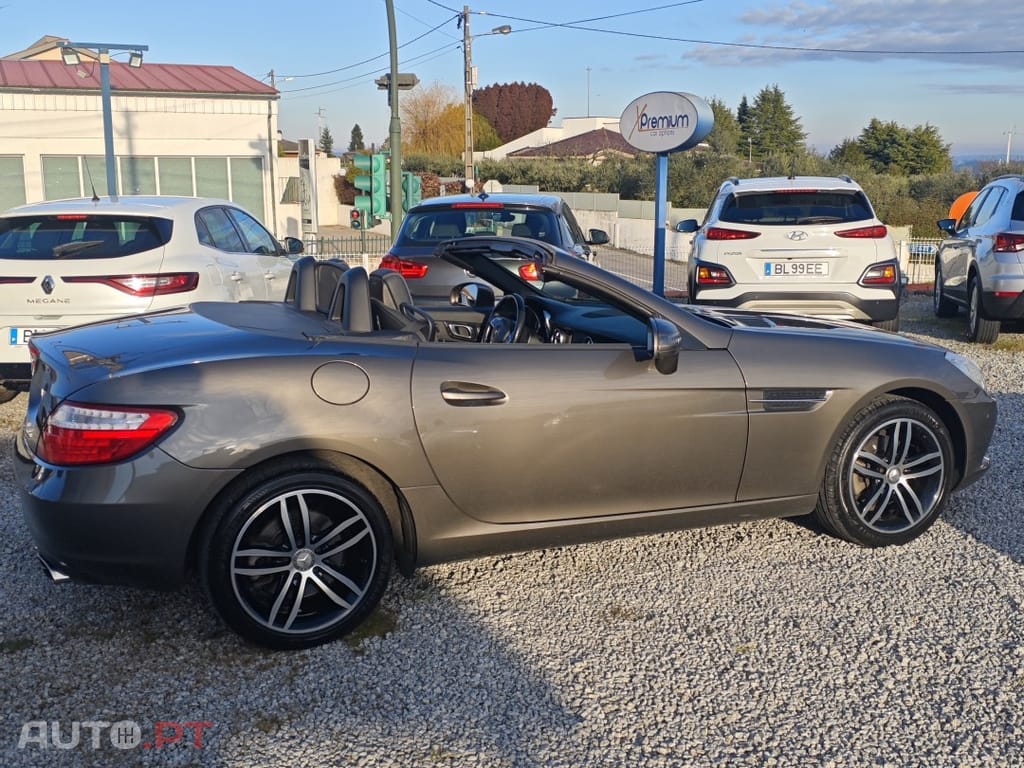 Mercedes-Benz SLK 200 (BlueEFFICIENCY)