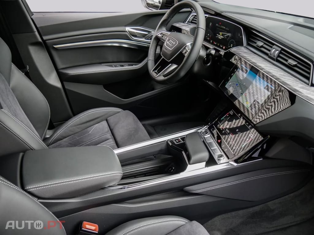 Audi Q8 E-Tron 50 quattro S LINE 