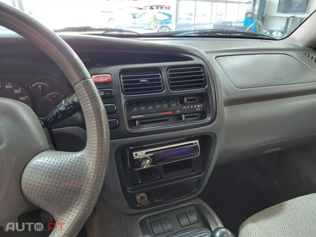 Suzuki Grand Vitara Metal Top 2.0 TDi