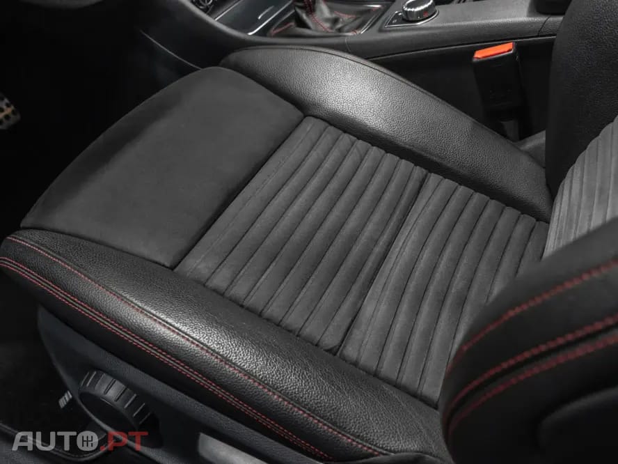 Mercedes-Benz CLA 200 d Shooting Brake AMG Line