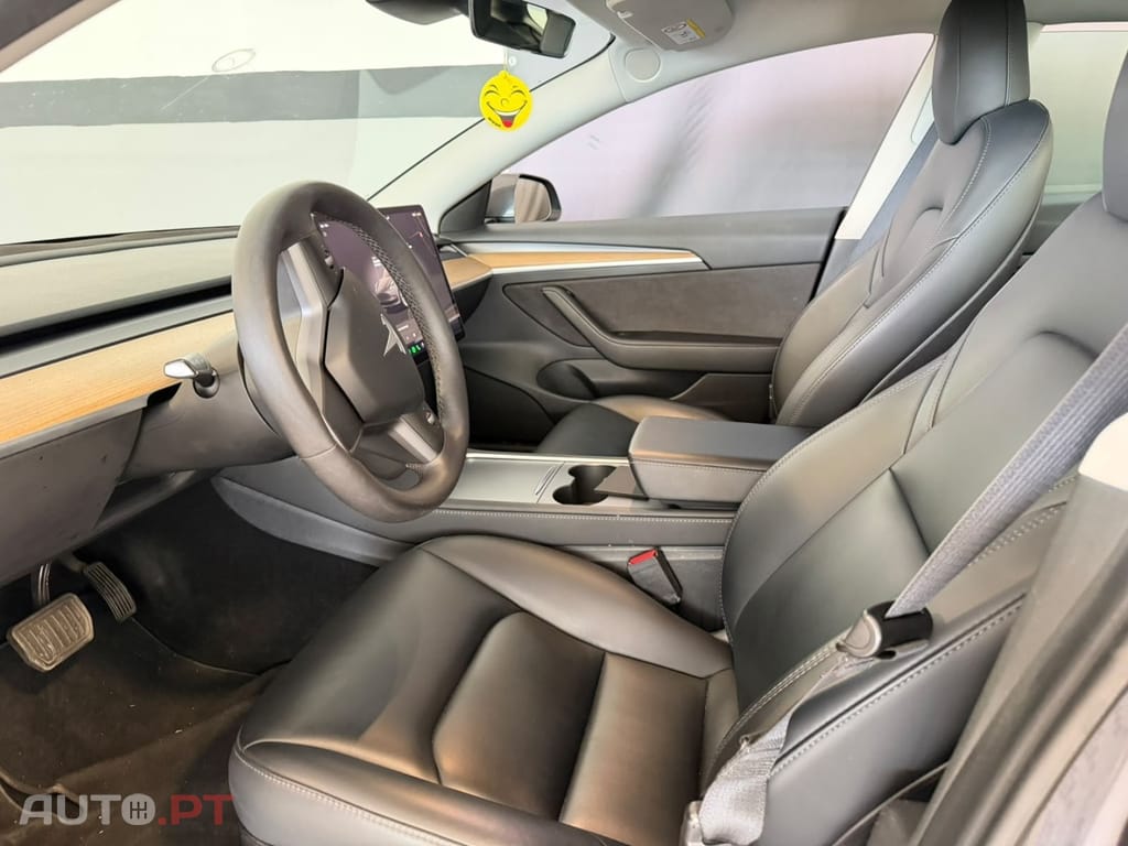 Tesla Model 3 Standard Range Plus RWD
