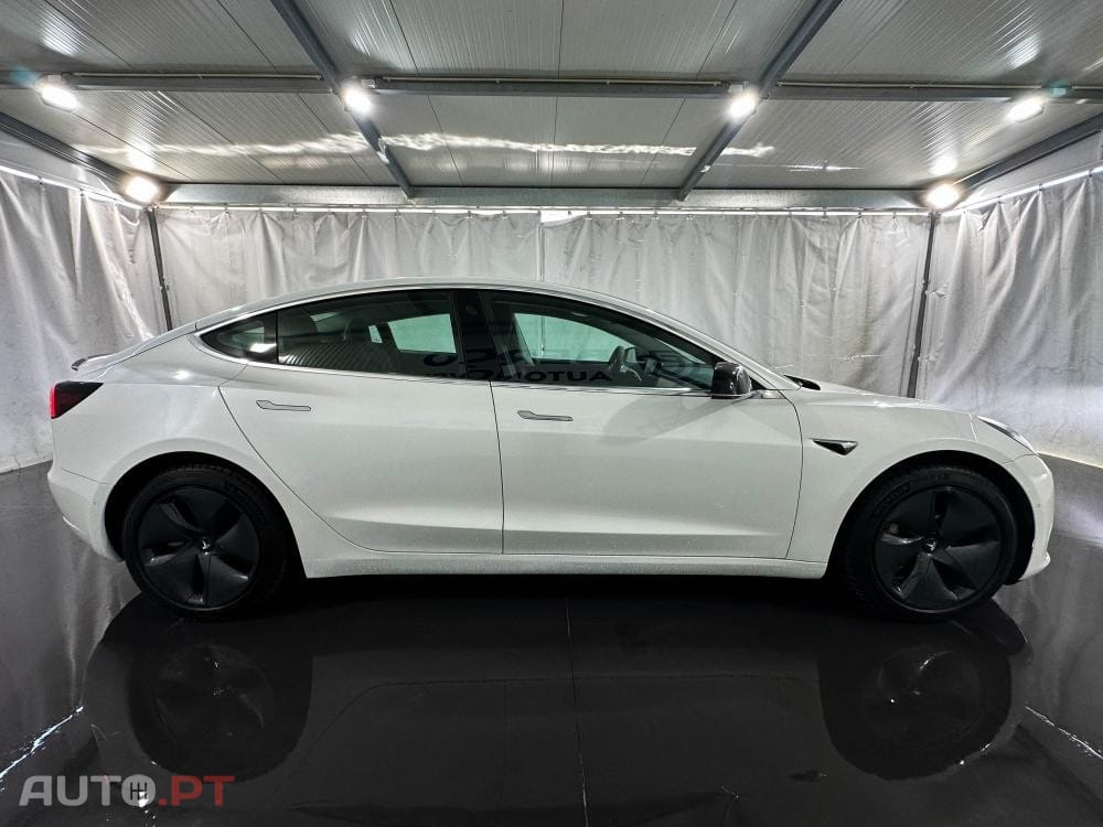 Tesla Model 3 Long-Range Dual Motor AWD