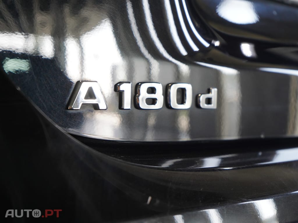 Mercedes-Benz A 180 d AMG Line Aut.