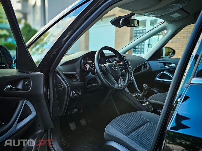 Opel Zafira 1.6 CDTi Dynamic S/S