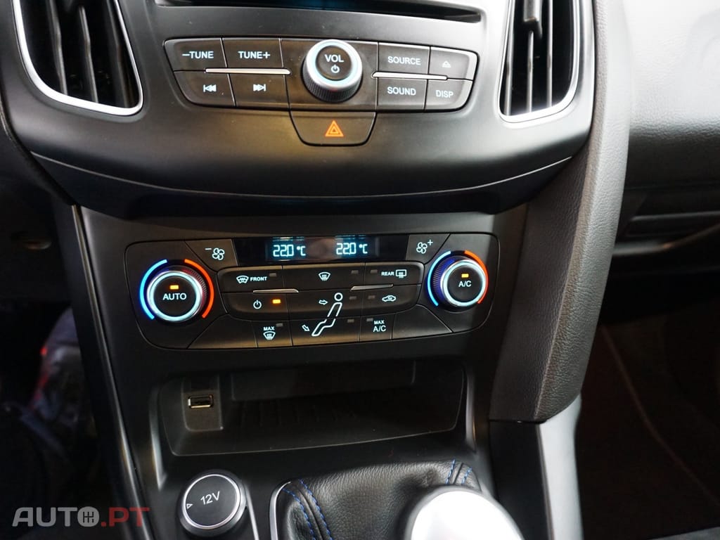 Ford Focus 2.3 EcoBoost S&S 4WD RS