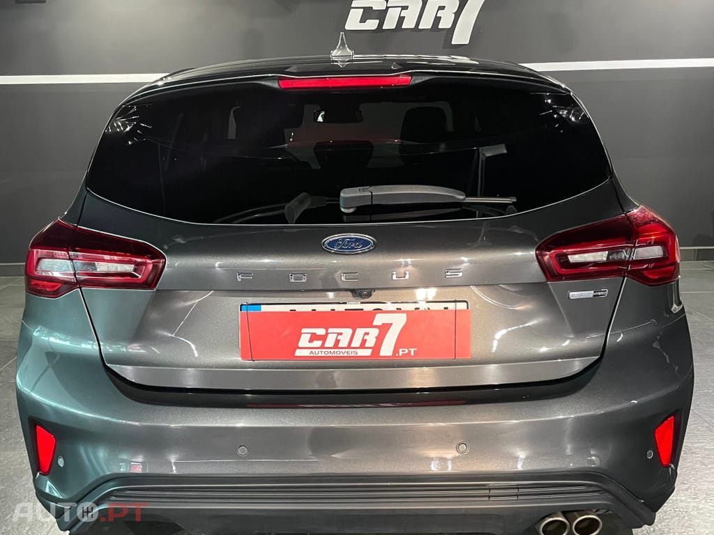 Ford Focus 1.0 EcoBoost MHEV ST-Line X