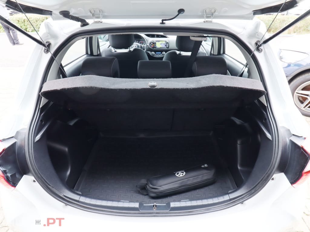 Toyota Yaris 1.5 HSD Active
