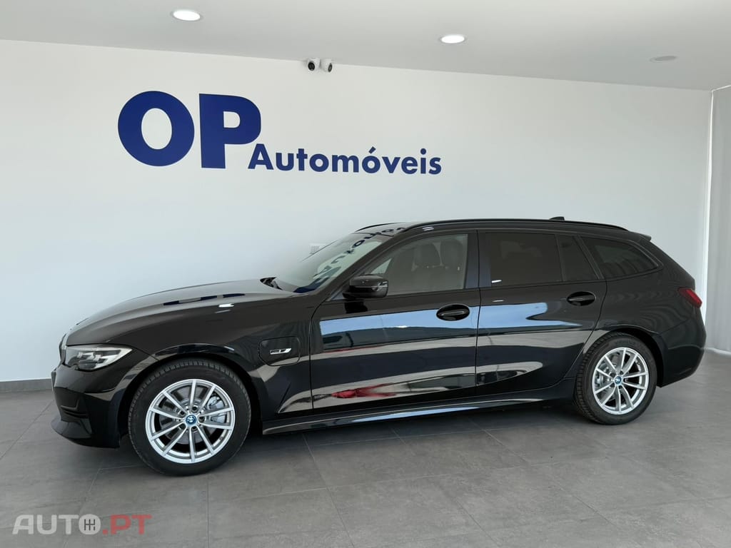 BMW 320 e Line Luxury Auto