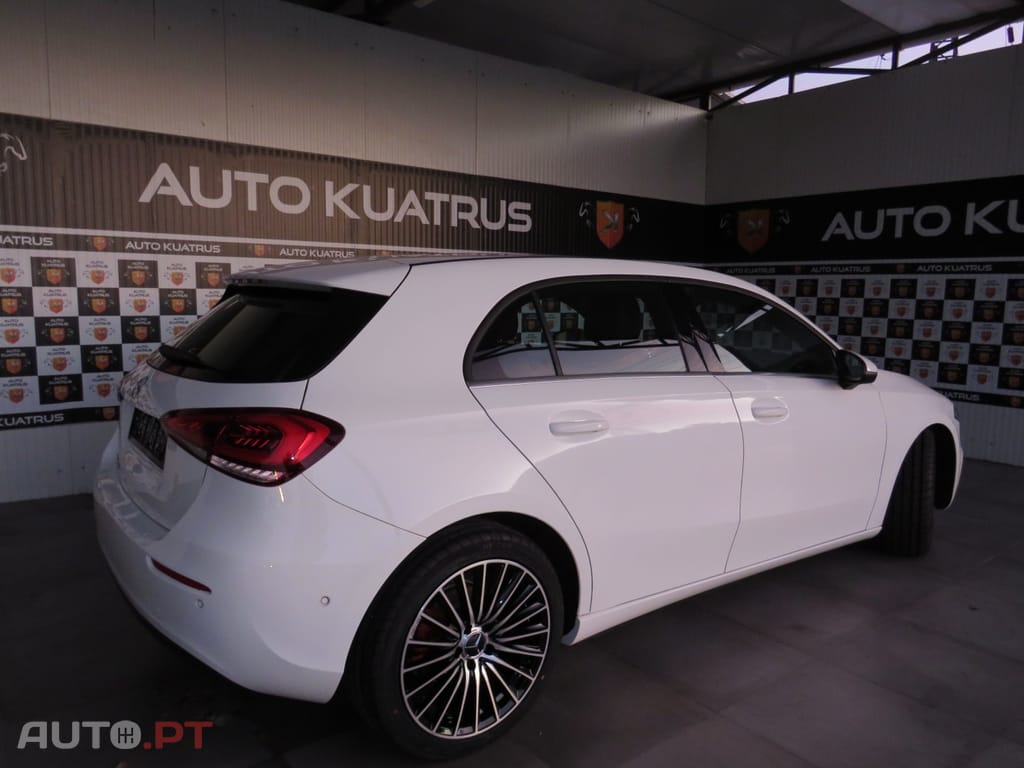 Mercedes-Benz A 180 Automático