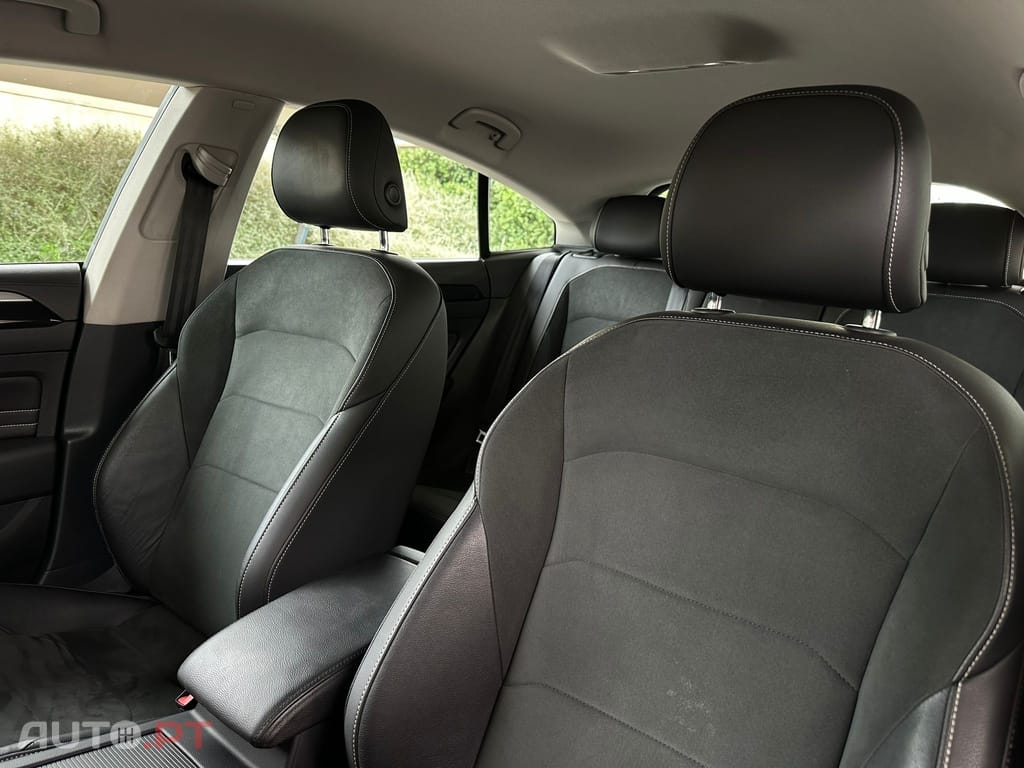 Volkswagen Arteon 2.0 TDI Elegance DSG