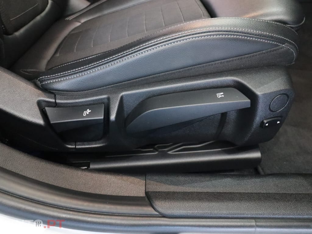 BMW 320 d Auto