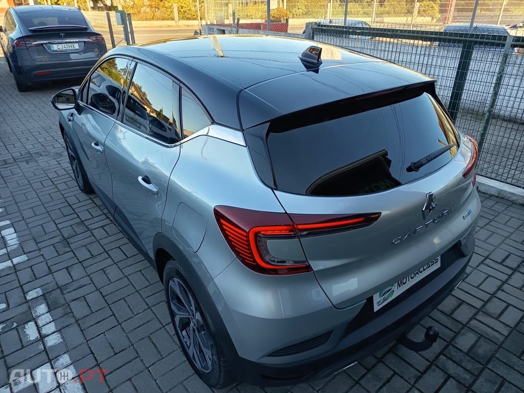 Renault Captur 1.6 E-Tech Plug-In RS Line