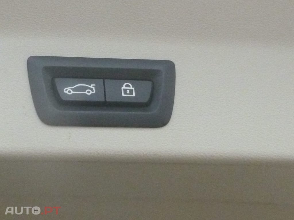 BMW iX3 74 kWh Impressive