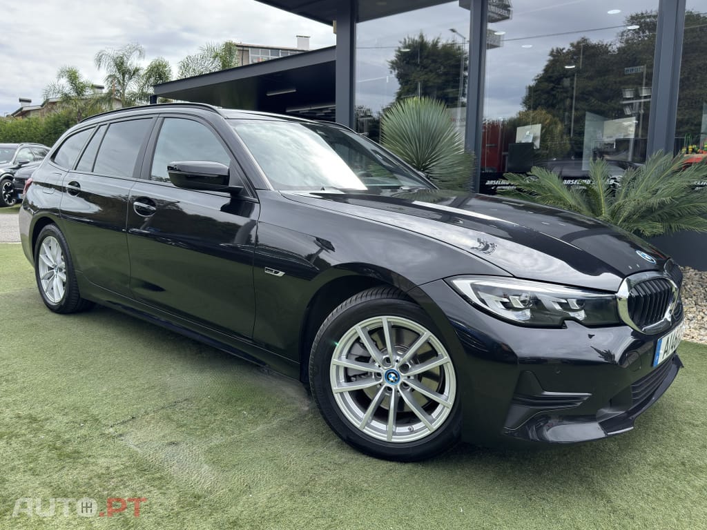 BMW 320 e Touring Line Sport Auto