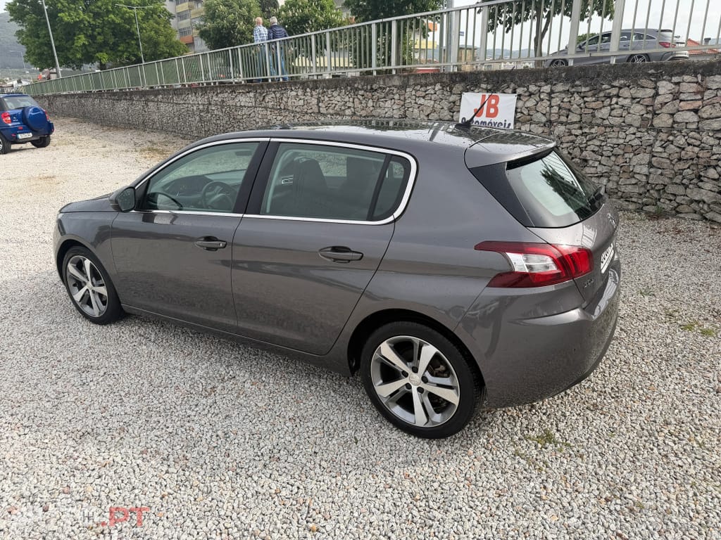 Peugeot 308 1.6 BlueHDi Allure J17