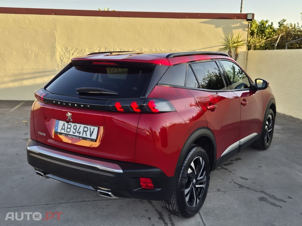Peugeot 2008 1.2 PureTech Allure Pack