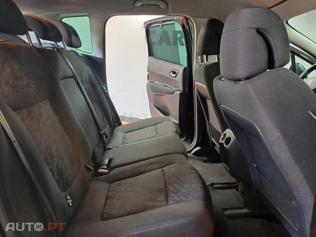 Peugeot 3008 1.6 HDi Allure