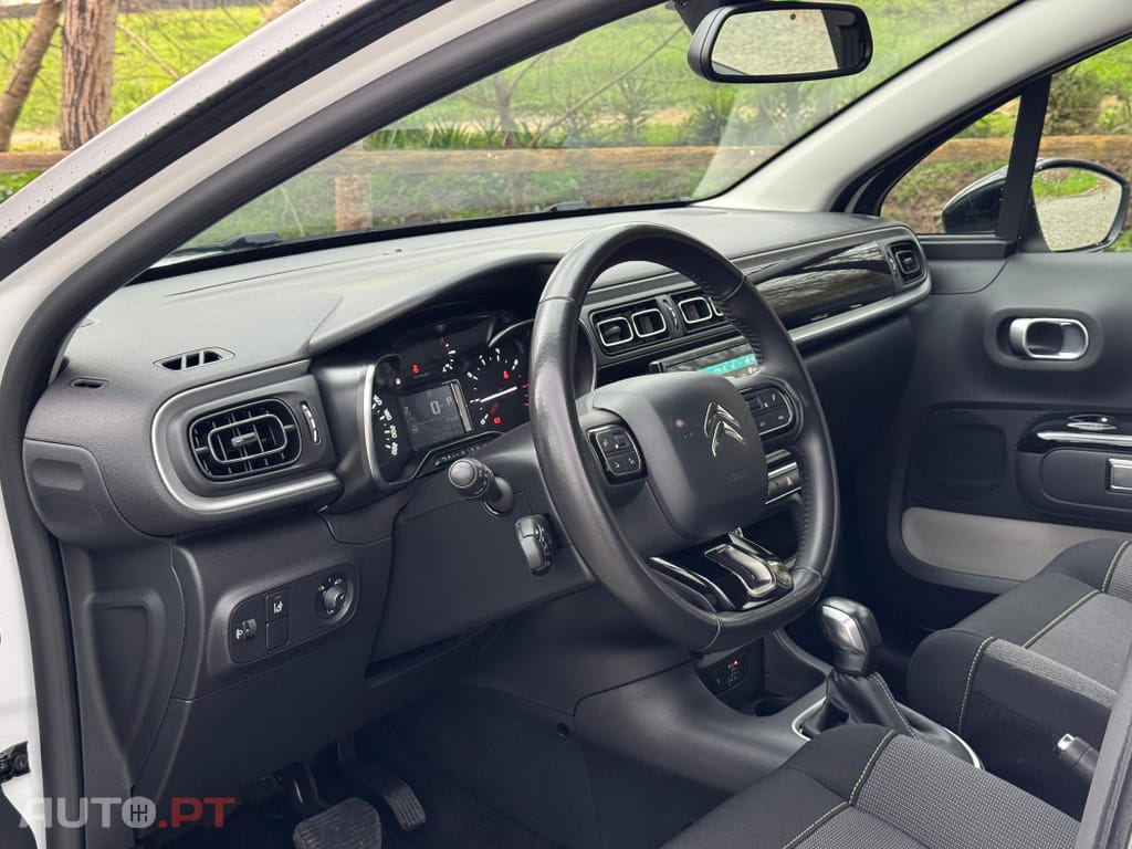 Citroen C3 1.2 PureTech Shine EAT6